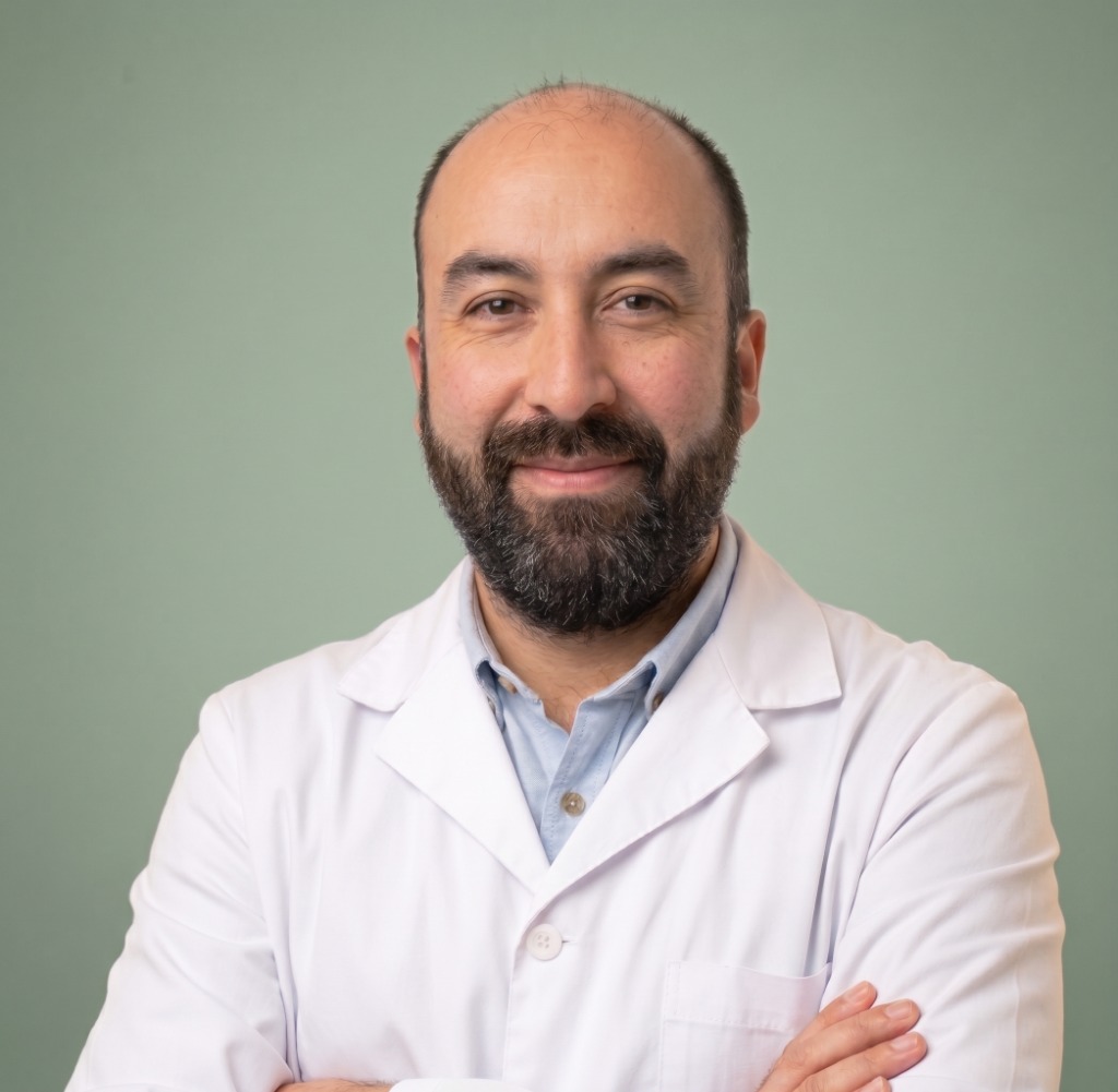 Dr. Diego Sanzana Ibañez
